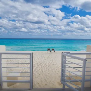 https://departamento-sobre-la-playa-cancun.quintano-roohotels.com